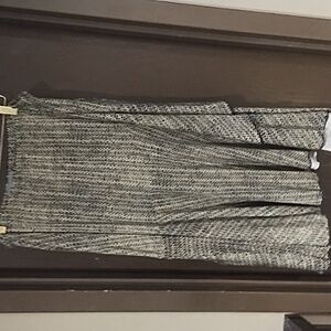 Chapter One Black size 2xl drop waist skirt
